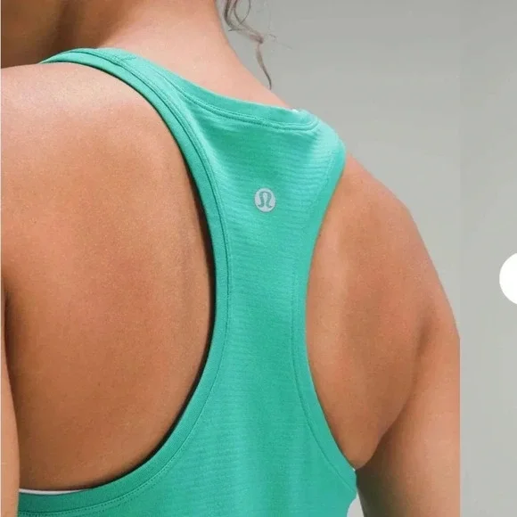 NWOT Lululemon Swiftly Tech Racerback Tank Top 2.0 Size 4 - Picture 3 of 6